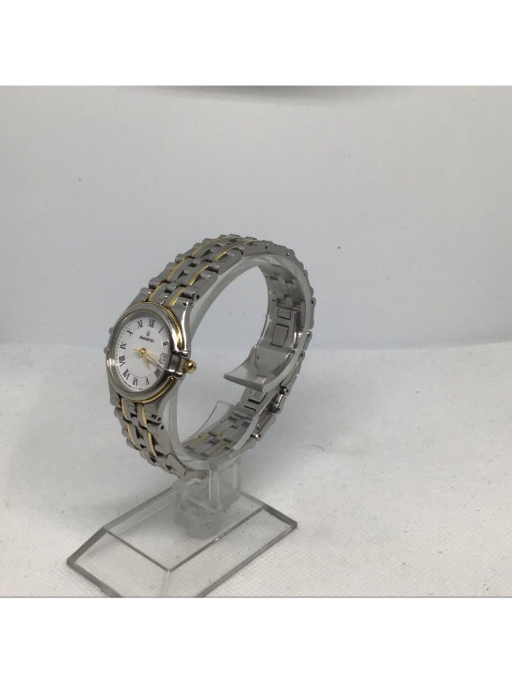 Bulova Accutron White Dial Two-tone SS Women's Watch 28M08 w/Box Pre Owned - Picture 4 of 16